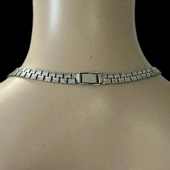 Vintage Silver Tone Textured Chain Link Glam Necklace Statement Piece 24” - Picture 5 of 7